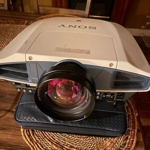Sony LCD Data projector, VPL-FX50